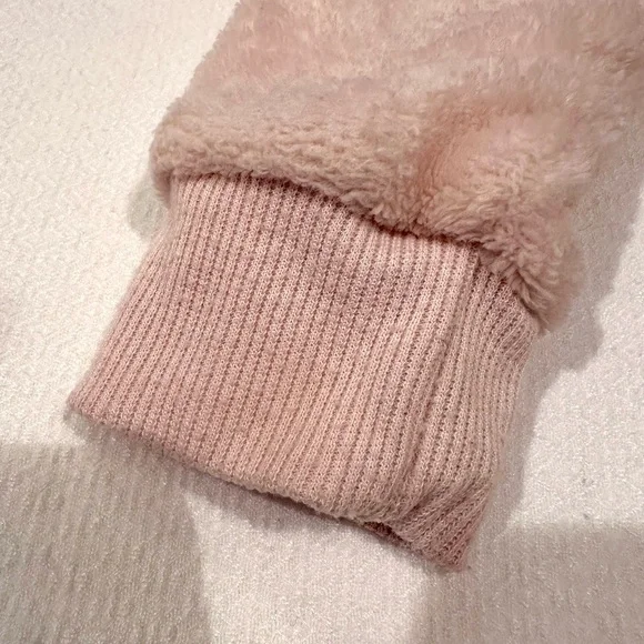 *Bundle 4 for $20 Mix&Match* Just Lizzy Toddler Girls‎ Pink Heart Sweatshirt - Picture 6 of 6